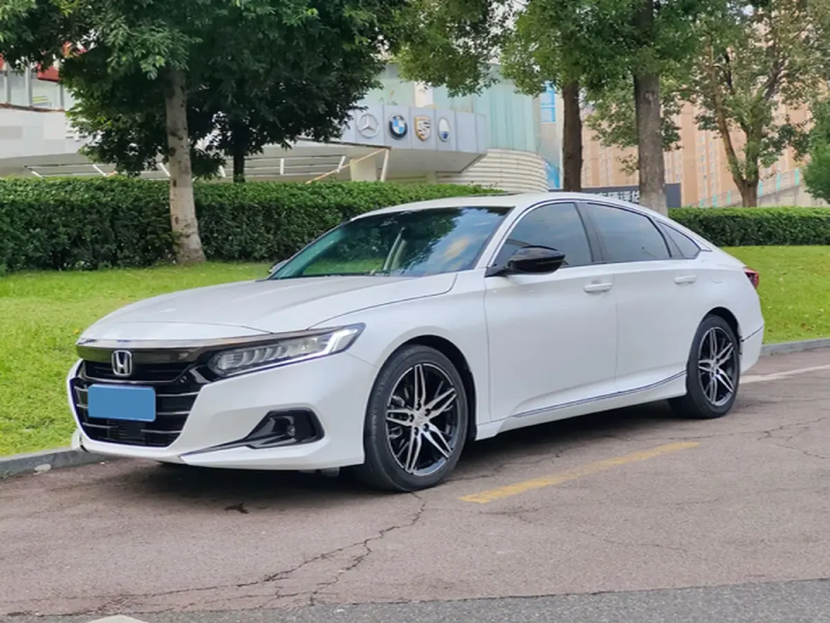 2023 Honda Accord 1.5T 192HP L4 CVT