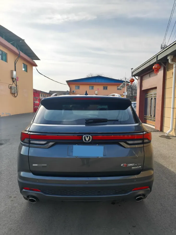 2021 ChangAn CS35 Plus 1.4T 160HP L4 7DCT,autocango,china used car exporter,china ev exporter,chinese used car exporter,chinese used ev exporter