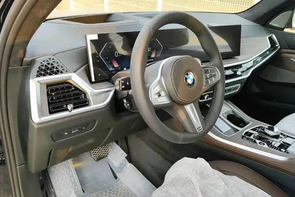 2025 BMW X5 3.0T 381HP L6 8AT,autocango,china used car exporter,china ev exporter,chinese used car exporter,chinese used ev exporter