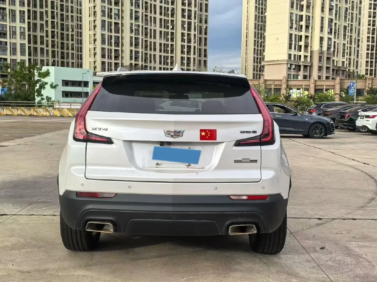 2021 Cadillac XT4 2.0T 237HP L4 9AT,autocango,china used car exporter,china ev exporter,chinese used car exporter,chinese used ev exporter