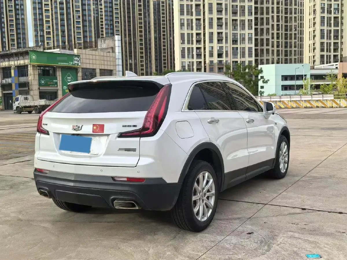 2021 Cadillac XT4 2.0T 237HP L4 9AT,autocango,china used car exporter,china ev exporter,chinese used car exporter,chinese used ev exporter