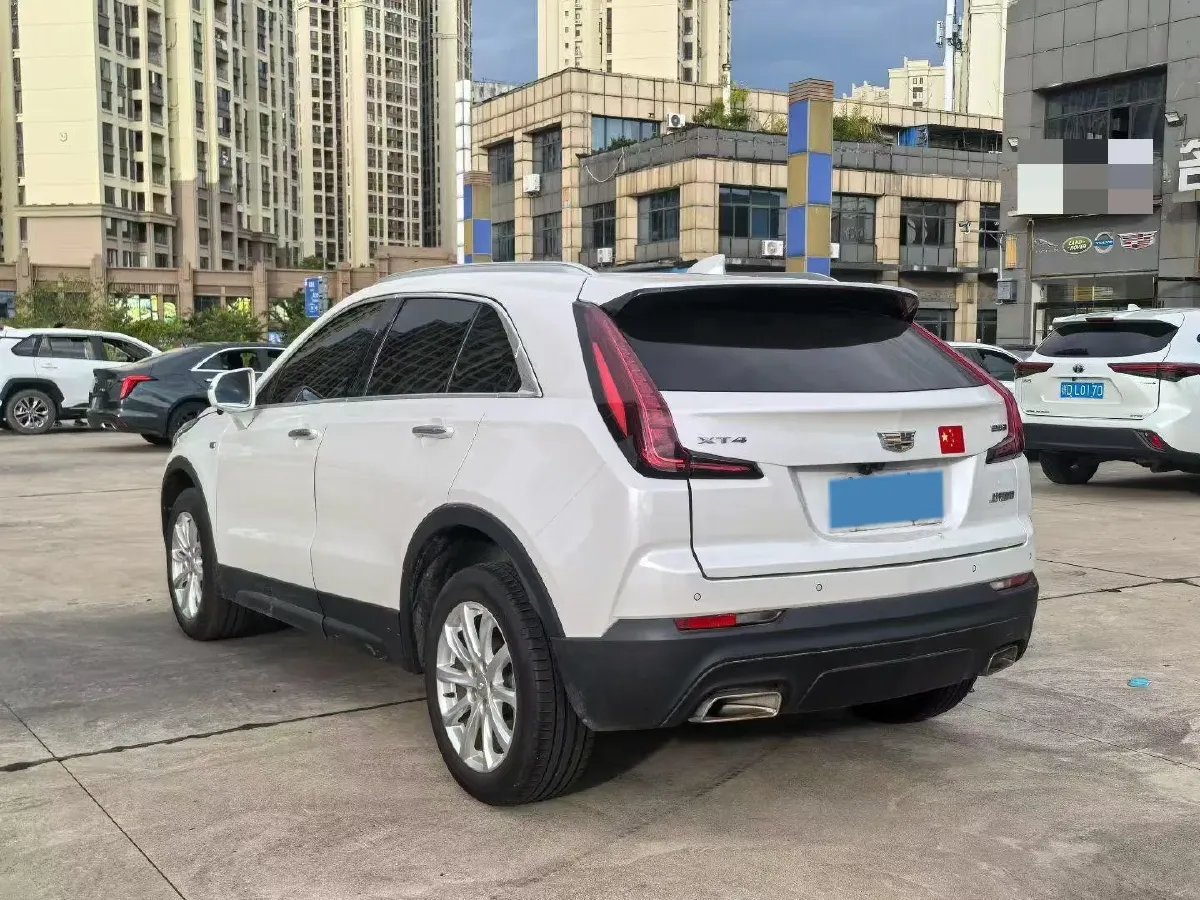 2021 Cadillac XT4 2.0T 237HP L4 9AT,autocango,china used car exporter,china ev exporter,chinese used car exporter,chinese used ev exporter