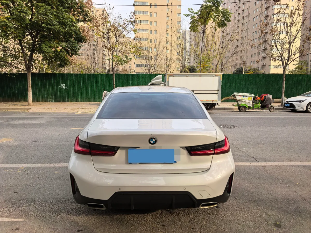 2023 BMW 3 Series 2.0T 156HP L4 8AT,autocango,china used car exporter,china ev exporter,chinese used car exporter,chinese used ev exporter