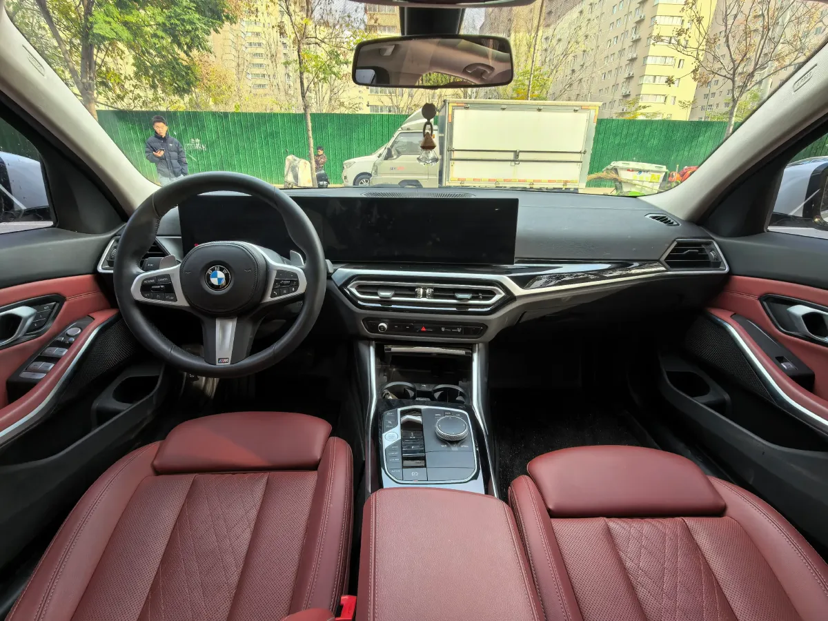 2023 BMW 3 Series 2.0T 156HP L4 8AT,autocango,china used car exporter,china ev exporter,chinese used car exporter,chinese used ev exporter