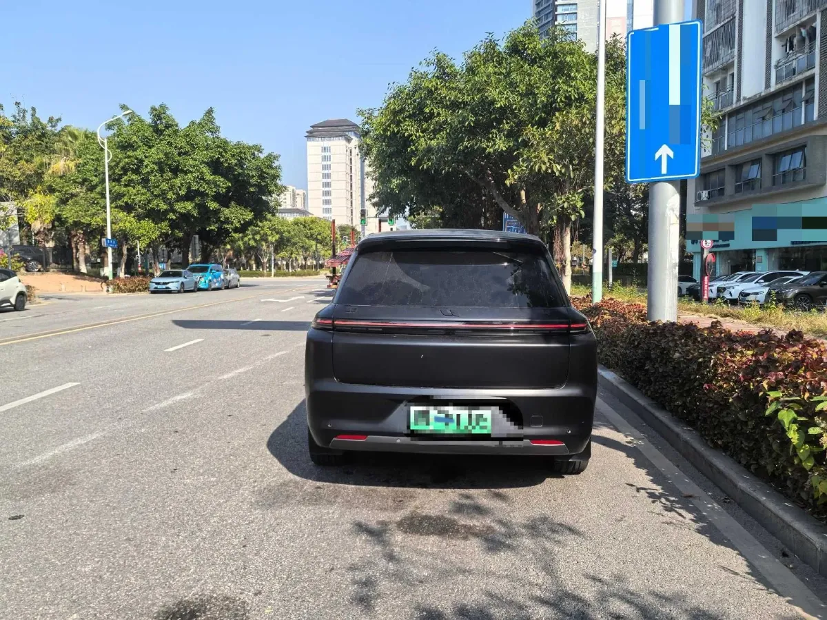 2024 Ford Bronco 2.3T 275HP L4 10AT,autocango,china used car exporter,china ev exporter,chinese used car exporter,chinese used ev exporter