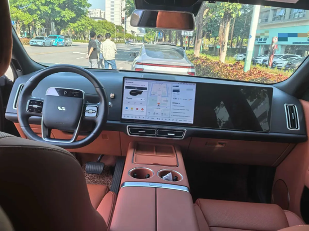 2024 Ford Bronco 2.3T 275HP L4 10AT,autocango,china used car exporter,china ev exporter,chinese used car exporter,chinese used ev exporter