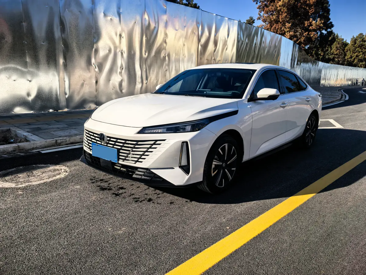 2025 ChangAn Eado 1.5T 192HP L4 7DCT