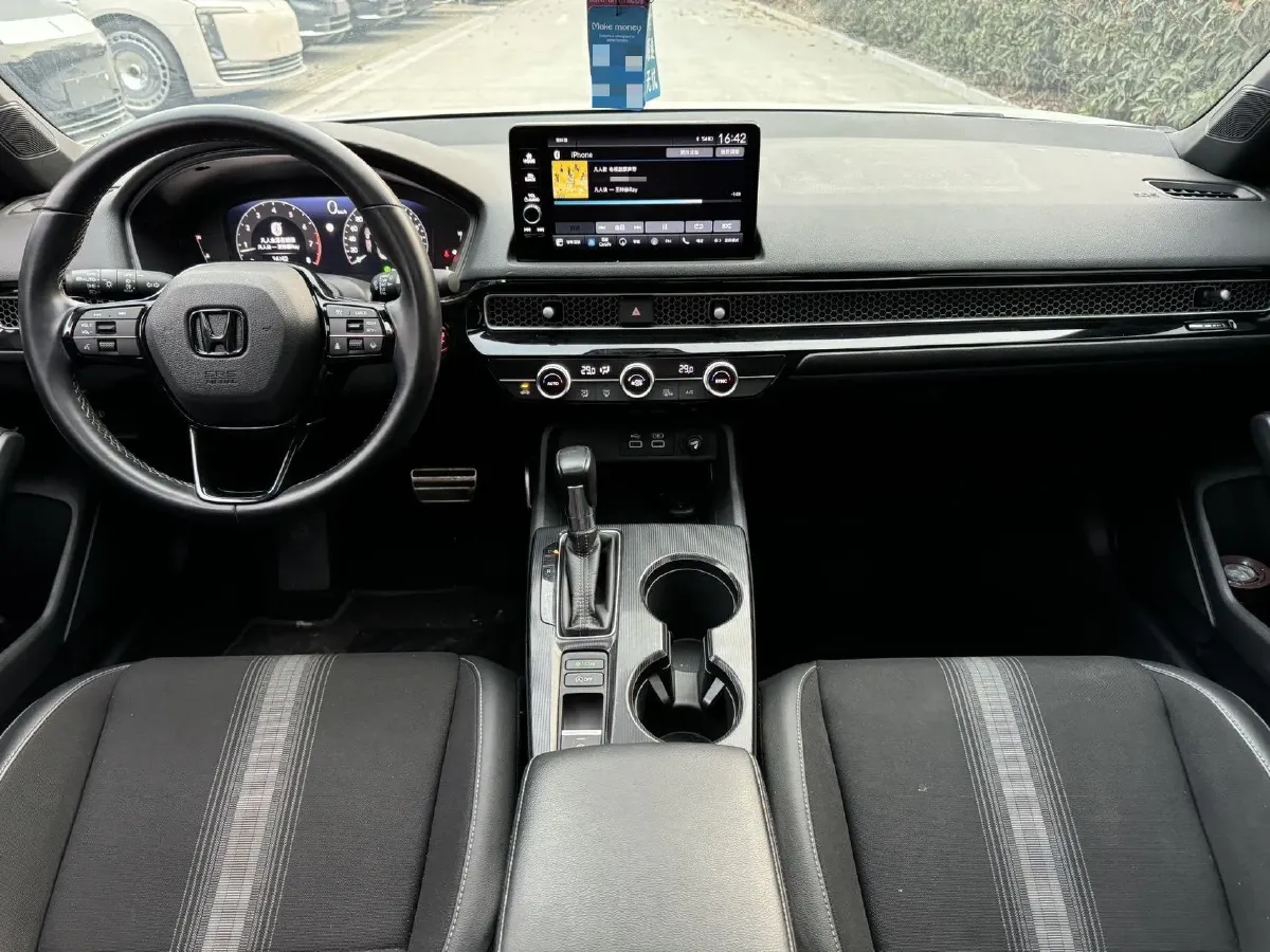 2023 Honda Civic 1.5T 182HP L4 CVT,autocango,china used car exporter,china ev exporter,chinese used car exporter,chinese used ev exporter