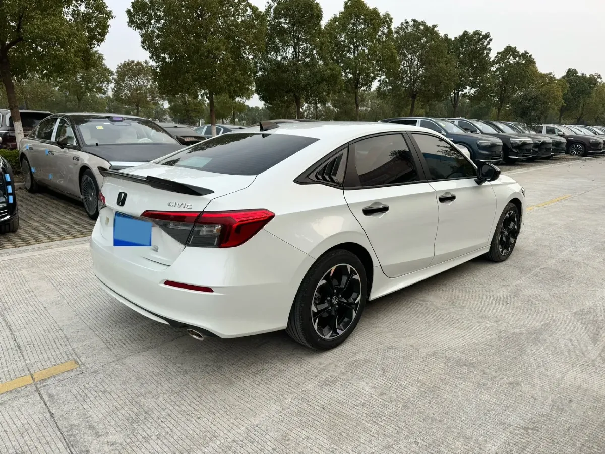 2023 Honda Civic 1.5T 182HP L4 CVT,autocango,china used car exporter,china ev exporter,chinese used car exporter,chinese used ev exporter