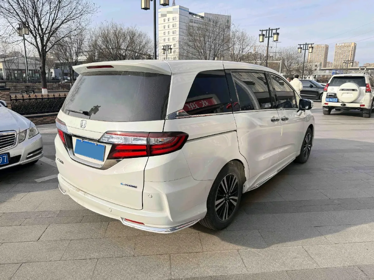 2021 Honda Odyssey 2.0L 146HP L4 E-CVT Hybrid,autocango,china used car exporter,china ev exporter,chinese used car exporter,chinese used ev exporter