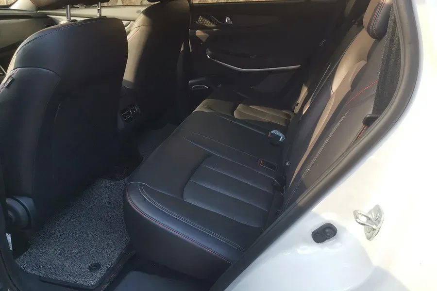 2021 ChangAn CS75 1.5T 178HP L4 7DCT,autocango,china used car exporter,china ev exporter,chinese used car exporter,chinese used ev exporter