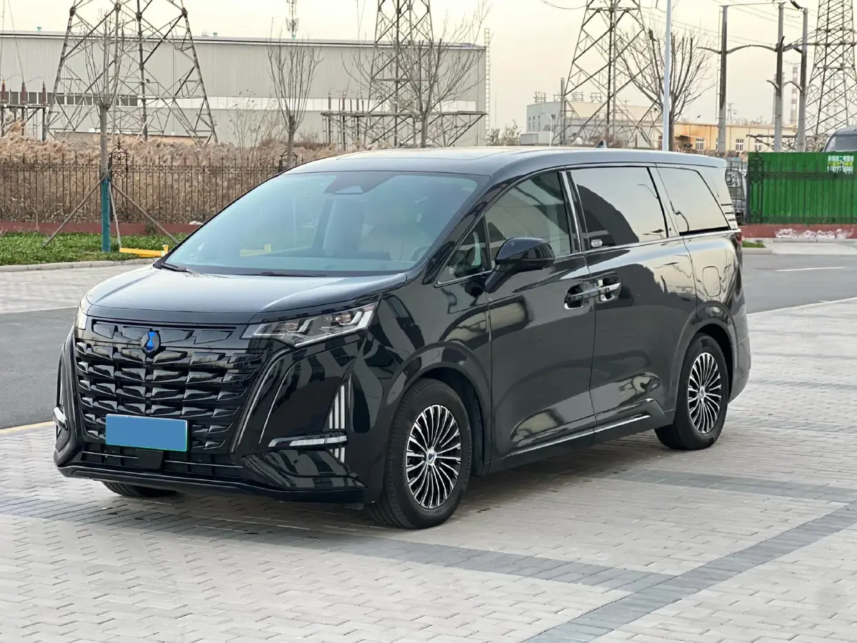 2022 Mercedes-Benz GLC Class 2.0T 197HP L4 9AT