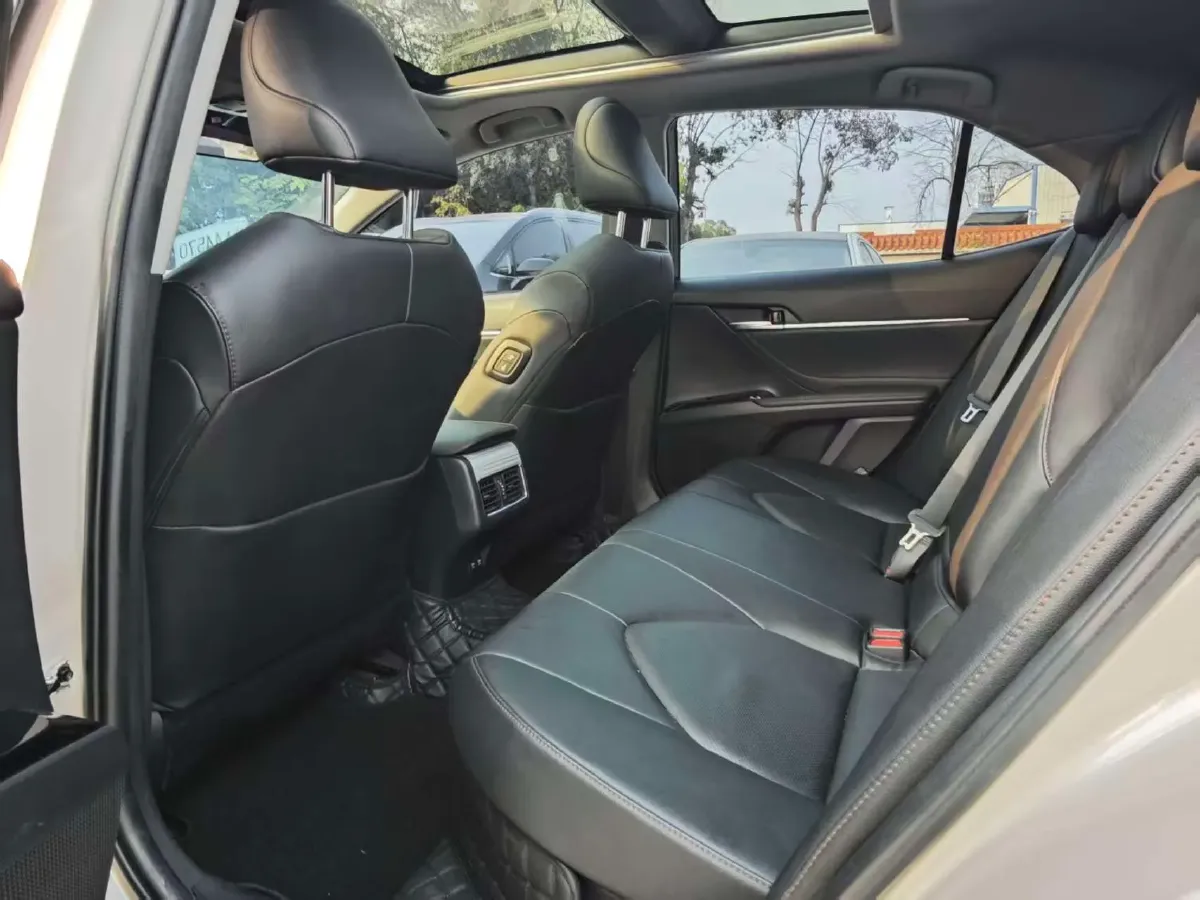 2019 Toyota Camry 2.5L 178HP L4 E-CVT Hybrid,autocango,china used car exporter,china ev exporter,chinese used car exporter,chinese used ev exporter