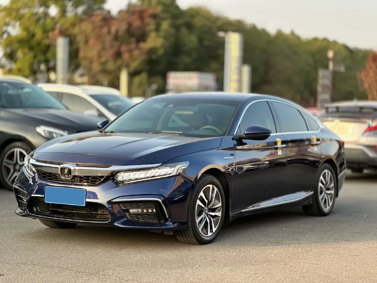 2019 Honda Inspire 2.0L 146HP L4 E-CVT Hybrid,autocango,china used car exporter,china ev exporter,chinese used car exporter,chinese used ev exporter
