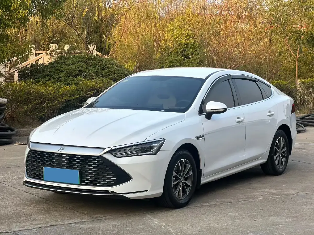 2021 BYD Qin Plus 1.5L 110HP L4 E-CVT PHEV 8.32KWH