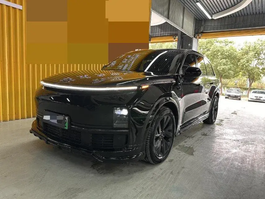 2023 Li L8 Range Extended 154HP REEV 40.9KWH