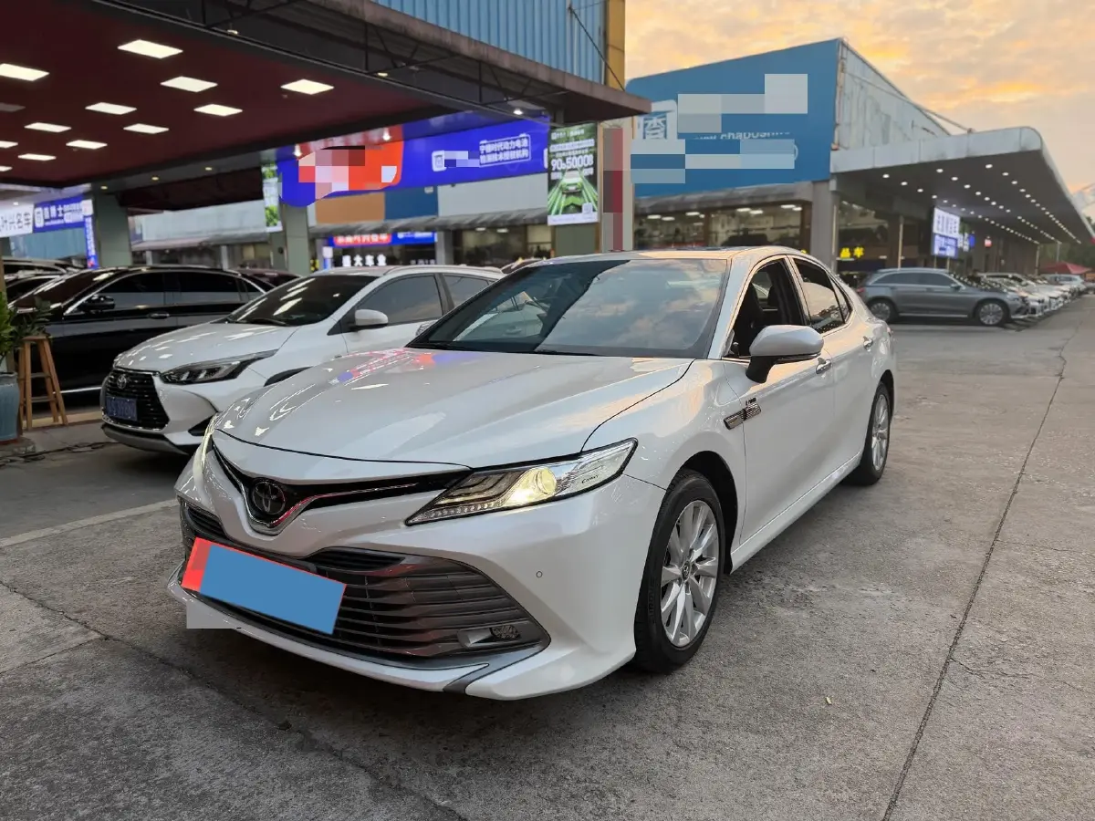 2019 Toyota Camry 2.0L 178HP L4 CVT