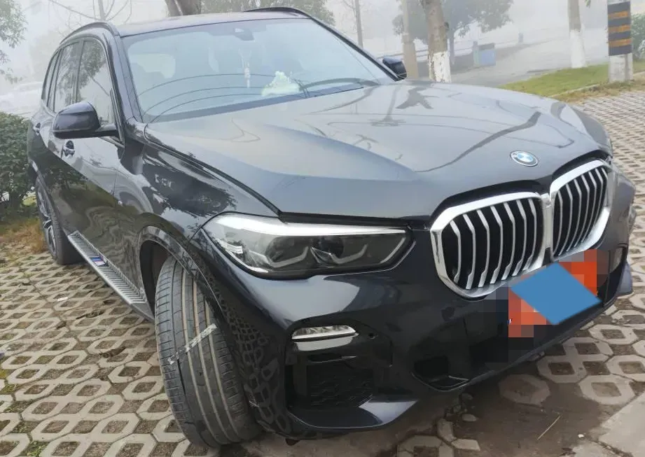 2020 BMW X5 2.0T 265HP L4 8AT,autocango,china used car exporter,china ev exporter,chinese used car exporter,chinese used ev exporter