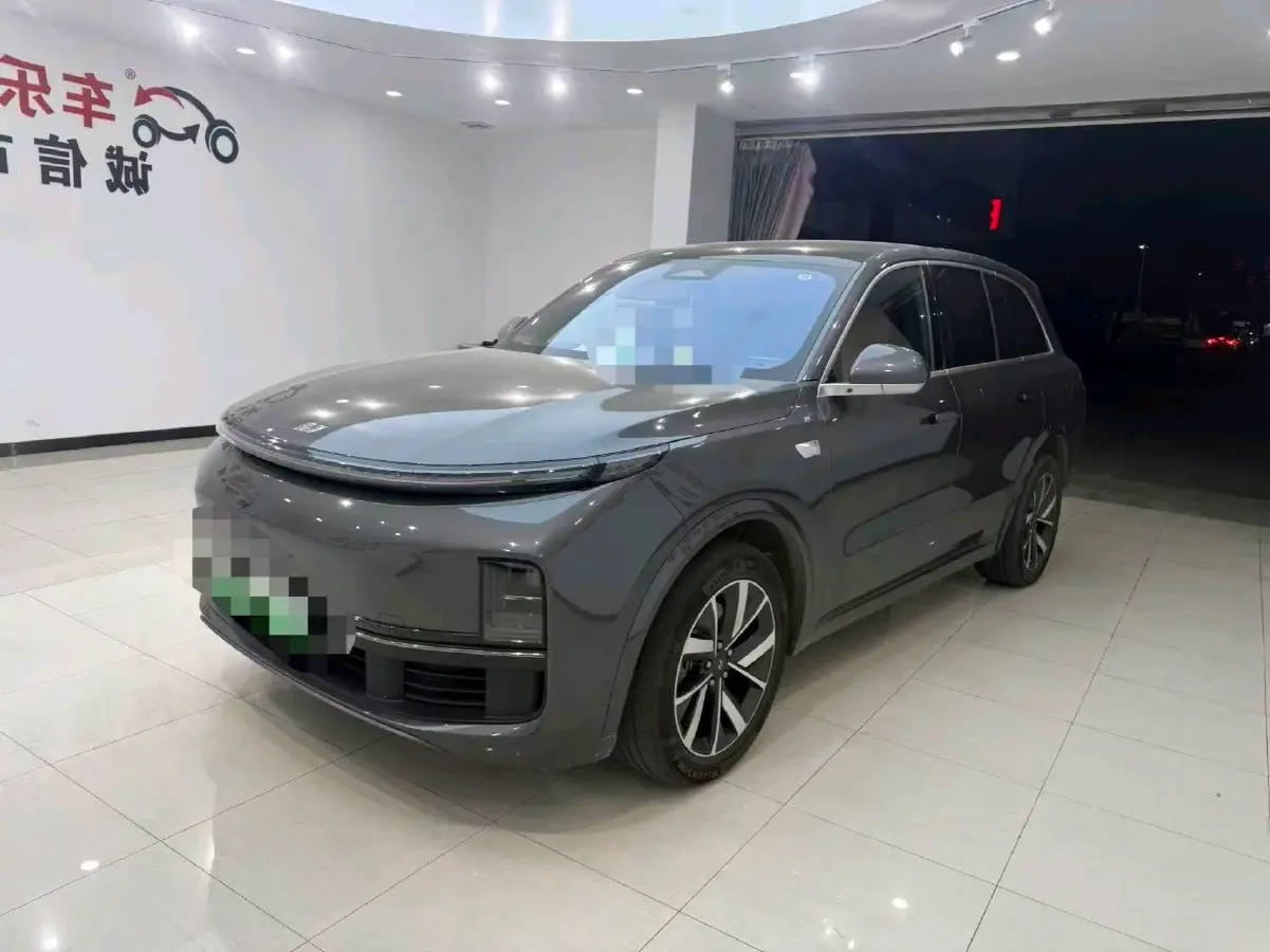 2023 Li L8 Range Extended 154HP REEV 40.9KWH
