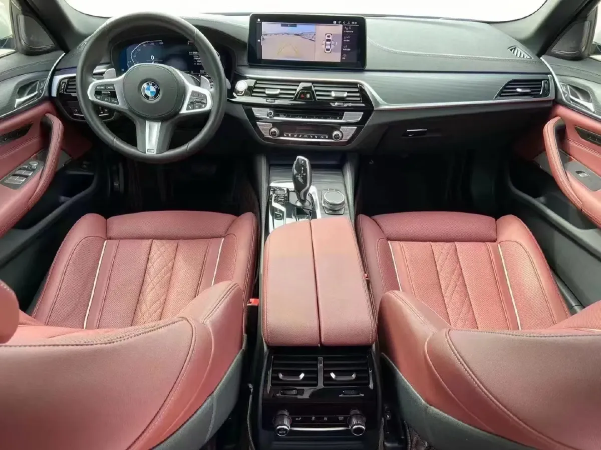 2021 BMW 5 Series 2.0T 252HP L4 8AT,autocango,china used car exporter,china ev exporter,chinese used car exporter,chinese used ev exporter