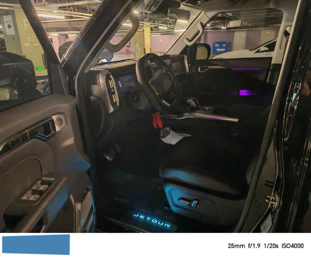 2023 Jetour Traveller 2.0T 254HP L4 7DCT,autocango,china used car exporter,china ev exporter,chinese used car exporter,chinese used ev exporter