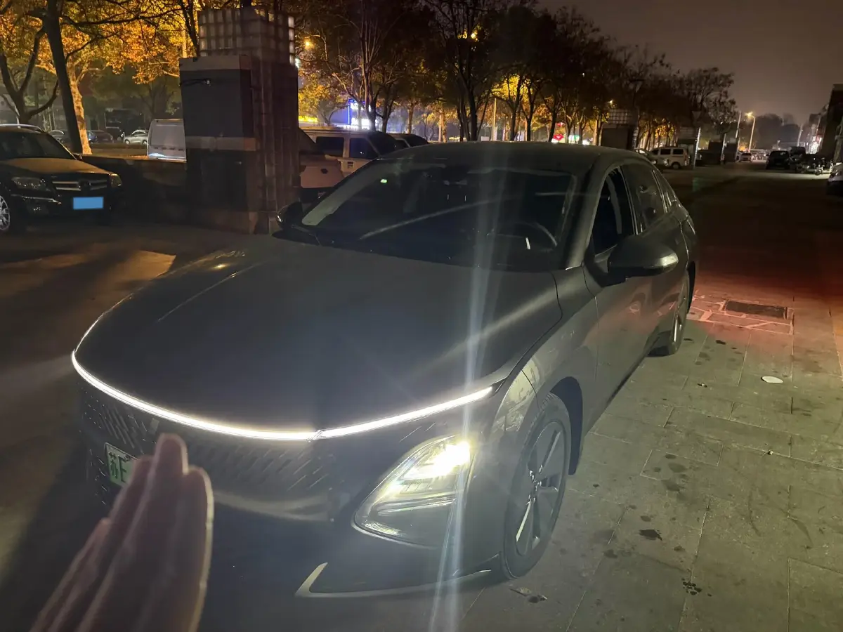 2024 WuLing XingGuang 1.5L 106HP L4 E-CVT PHEV 20.5KWH