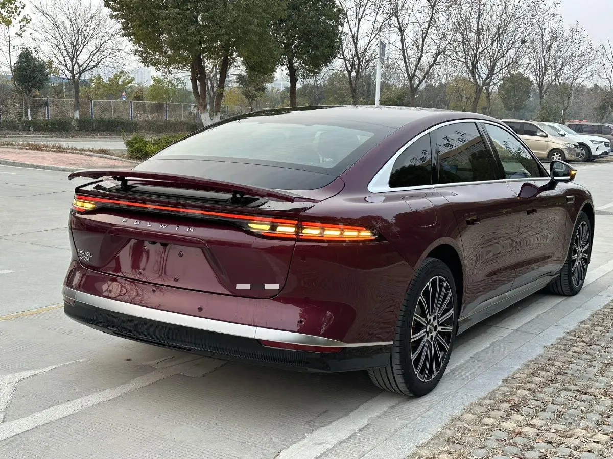 2025 Fulwin FulwinA9L 1.5T 156HP L4 1DHT PHEV,autocango,china used car exporter,china ev exporter,chinese used car exporter,chinese used ev exporter