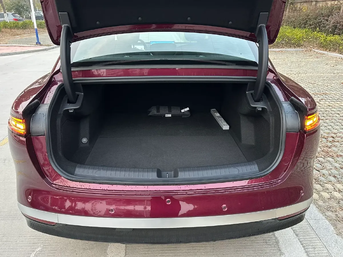 2025 Fulwin FulwinA9L 1.5T 156HP L4 1DHT PHEV,autocango,china used car exporter,china ev exporter,chinese used car exporter,chinese used ev exporter