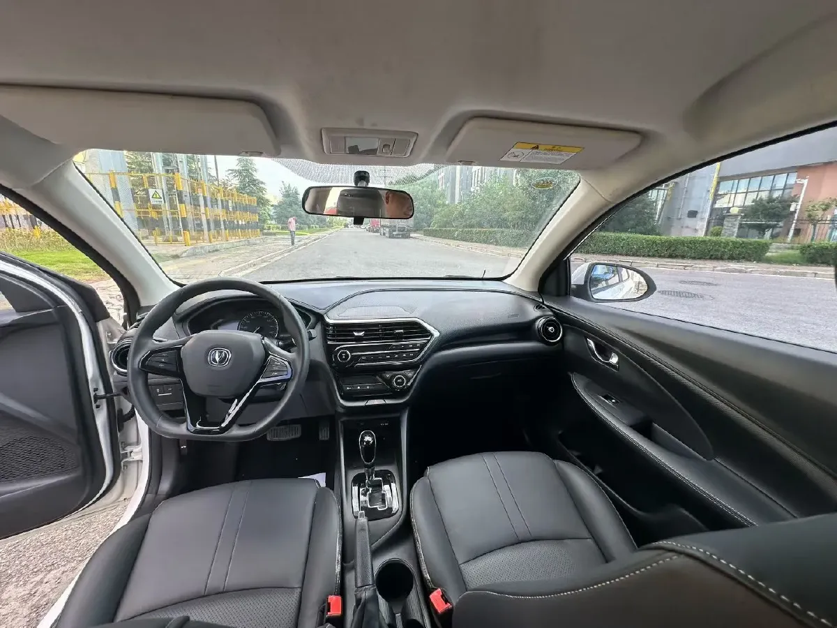 2019 ChangAn Alsvin 1.5L 107HP L4 5DCT,autocango,china used car exporter,china ev exporter,chinese used car exporter,chinese used ev exporter