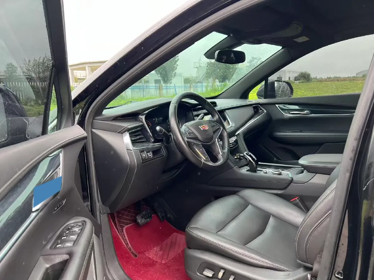 2022 Cadillac XT5 2.0T 237HP L4 9AT,autocango,china used car exporter,china ev exporter,chinese used car exporter,chinese used ev exporter