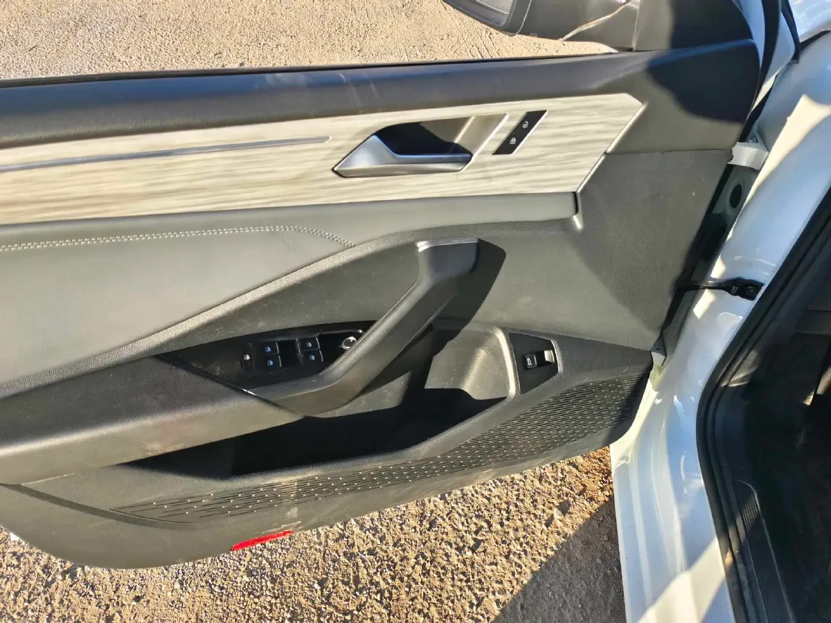 2023 Volkswagen Sagitar 1.5T 160HP L4 7DCT,autocango,china used car exporter,china ev exporter,chinese used car exporter,chinese used ev exporter