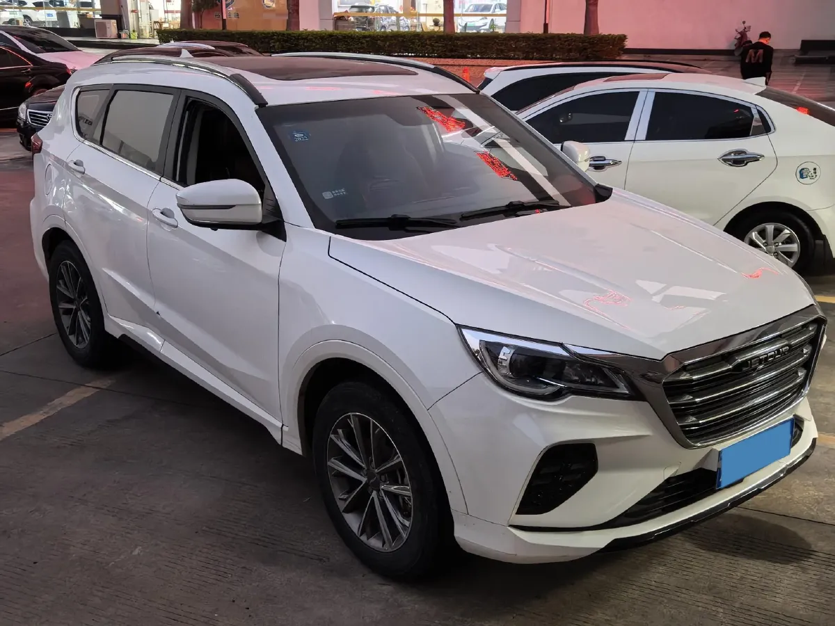 2020 Jetour X70 1.5T 156HP L4 6MT,autocango,china used car exporter,china ev exporter,chinese used car exporter,chinese used ev exporter