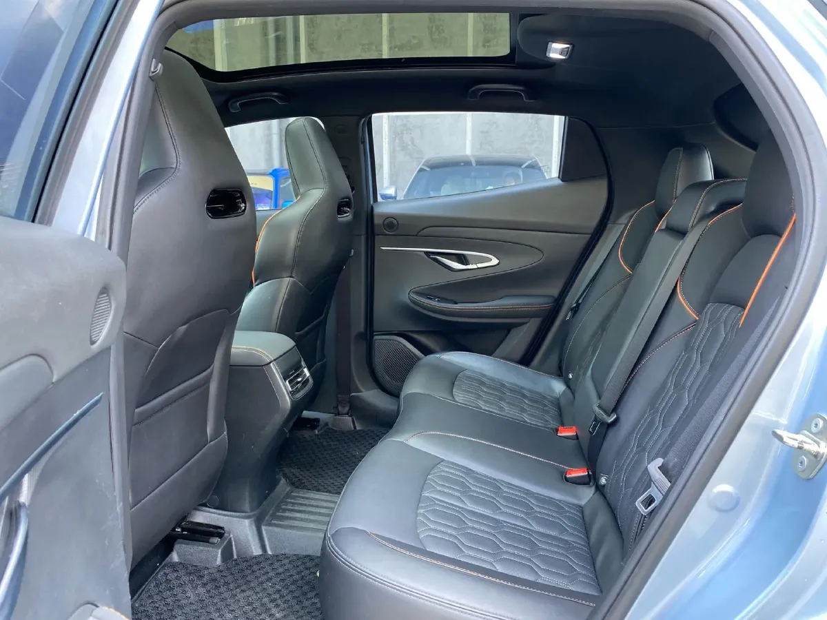 2022 ChangAn UNI-T 1.5T 188HP L4 7DCT,autocango,china used car exporter,china ev exporter,chinese used car exporter,chinese used ev exporter