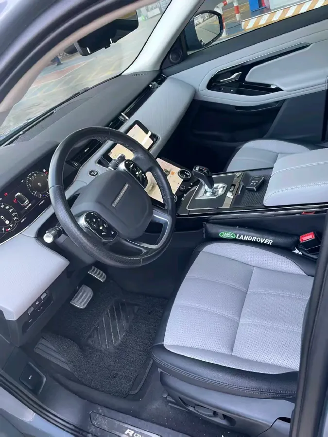 2020 Land Rover Range Rover Evoque 2.0T 249HP L4 9AT,autocango,china used car exporter,china ev exporter,chinese used car exporter,chinese used ev exporter