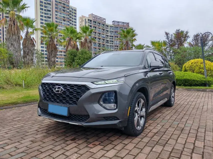 2021 Toyota RAV4 2.5L 178HP L4 E-CVT Hybrid