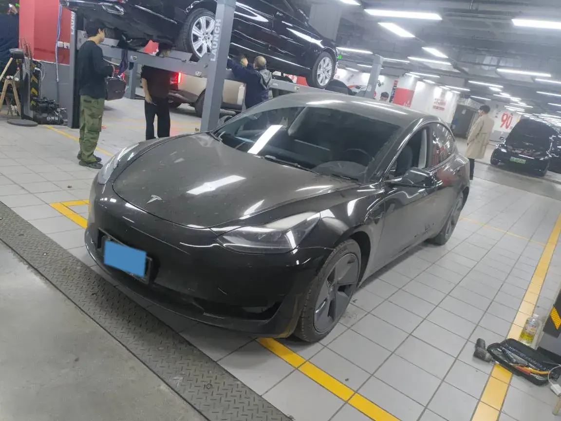 2022 Tesla Model 3 BEV 60KWH