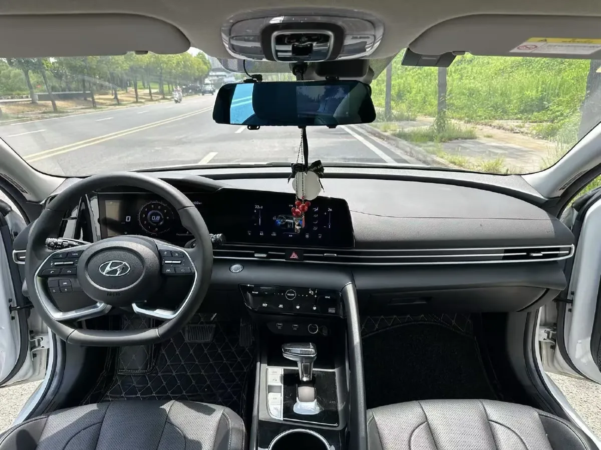 2021 Hyundai Elantra 1.5L 115HP L4 CVT,autocango,china used car exporter,china ev exporter,chinese used car exporter,chinese used ev exporter