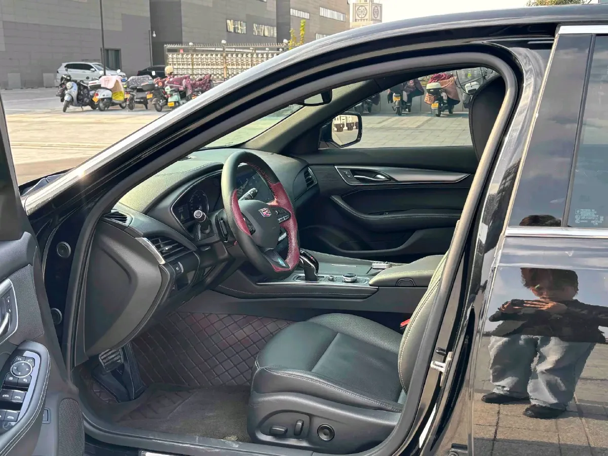 2022 Cadillac CT5 2.0T 237HP L4 10AT,autocango,china used car exporter,china ev exporter,chinese used car exporter,chinese used ev exporter