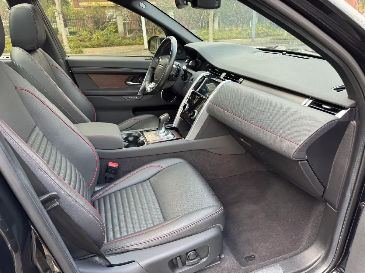 2020 Land Rover Discovery Sport 2.0T 249HP L4 9AT,autocango,china used car exporter,china ev exporter,chinese used car exporter,chinese used ev exporter