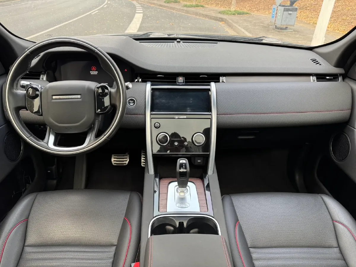 2020 Land Rover Discovery Sport 2.0T 249HP L4 9AT,autocango,china used car exporter,china ev exporter,chinese used car exporter,chinese used ev exporter