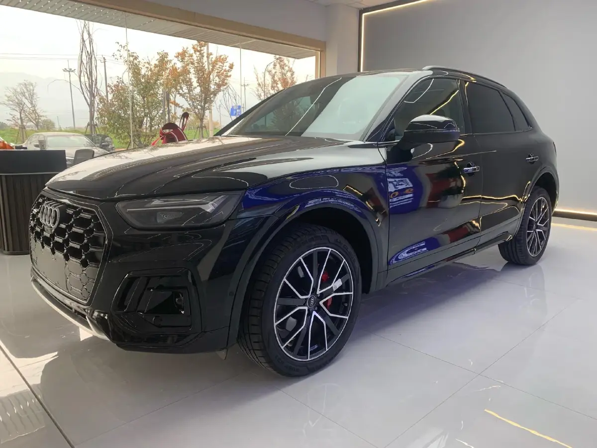 2024 Audi Q5L 2.0T 245HP L4 7DCT