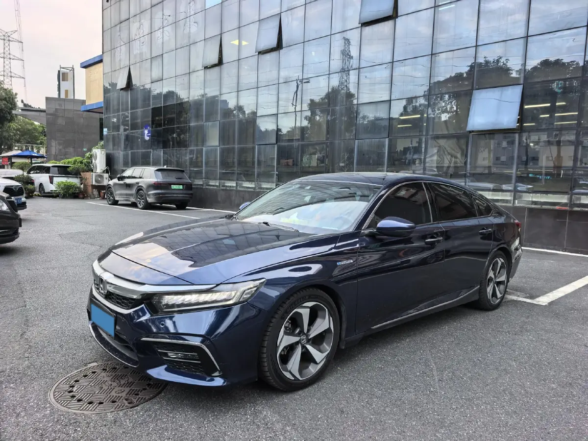 2019 Honda Inspire 2.0L 146HP L4 E-CVT Hybrid