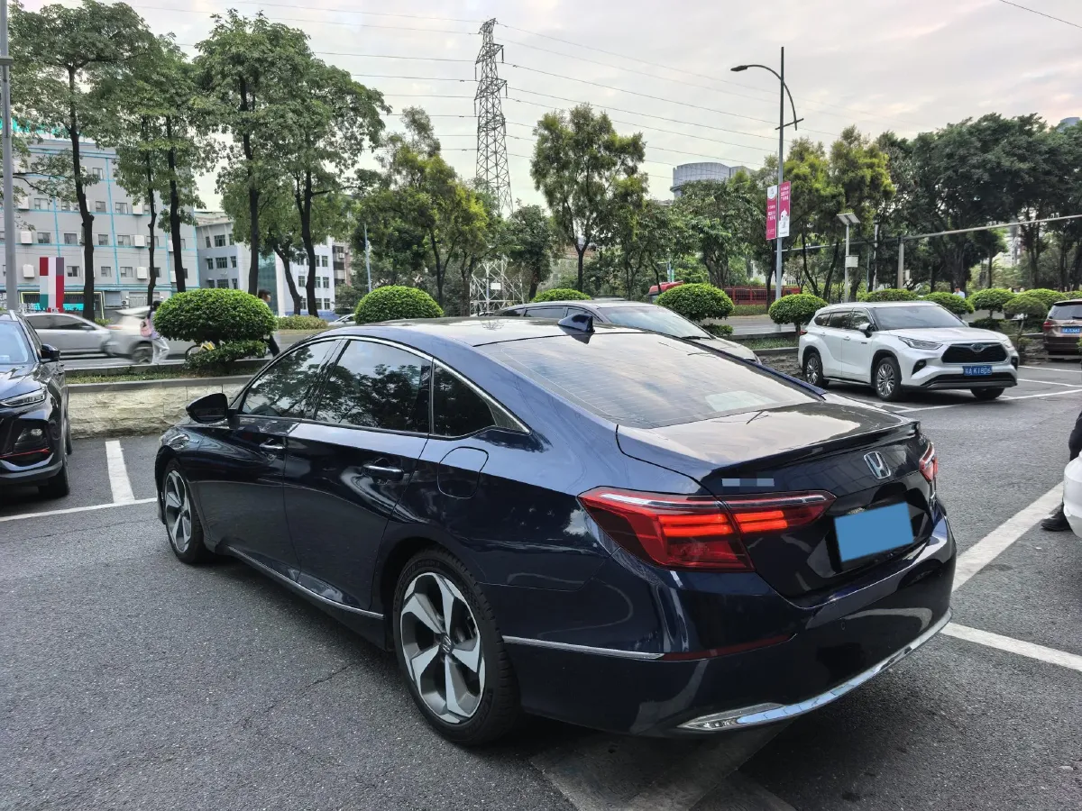 2019 Honda Inspire 2.0L 146HP L4 E-CVT Hybrid,autocango,china used car exporter,china ev exporter,chinese used car exporter,chinese used ev exporter