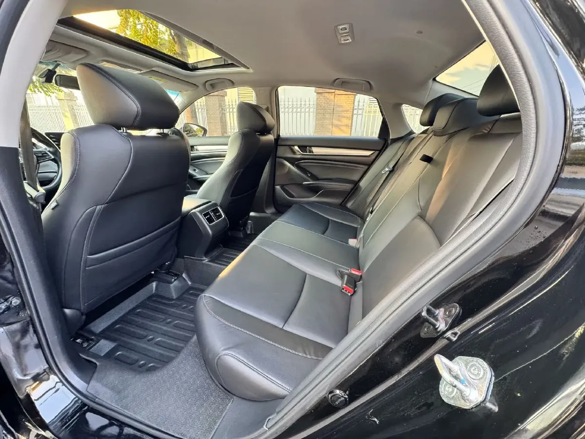 2018 Honda Accord 1.5T 194HP L4 CVT,autocango,china used car exporter,china ev exporter,chinese used car exporter,chinese used ev exporter