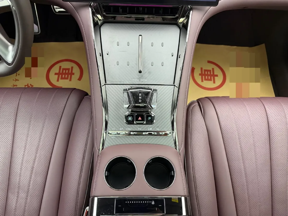 2024 Denza DenzaZ9GT 2.0T 207HP L4 E-CVT PHEV 38.5KWH,autocango,china used car exporter,china ev exporter,chinese used car exporter,chinese used ev exporter