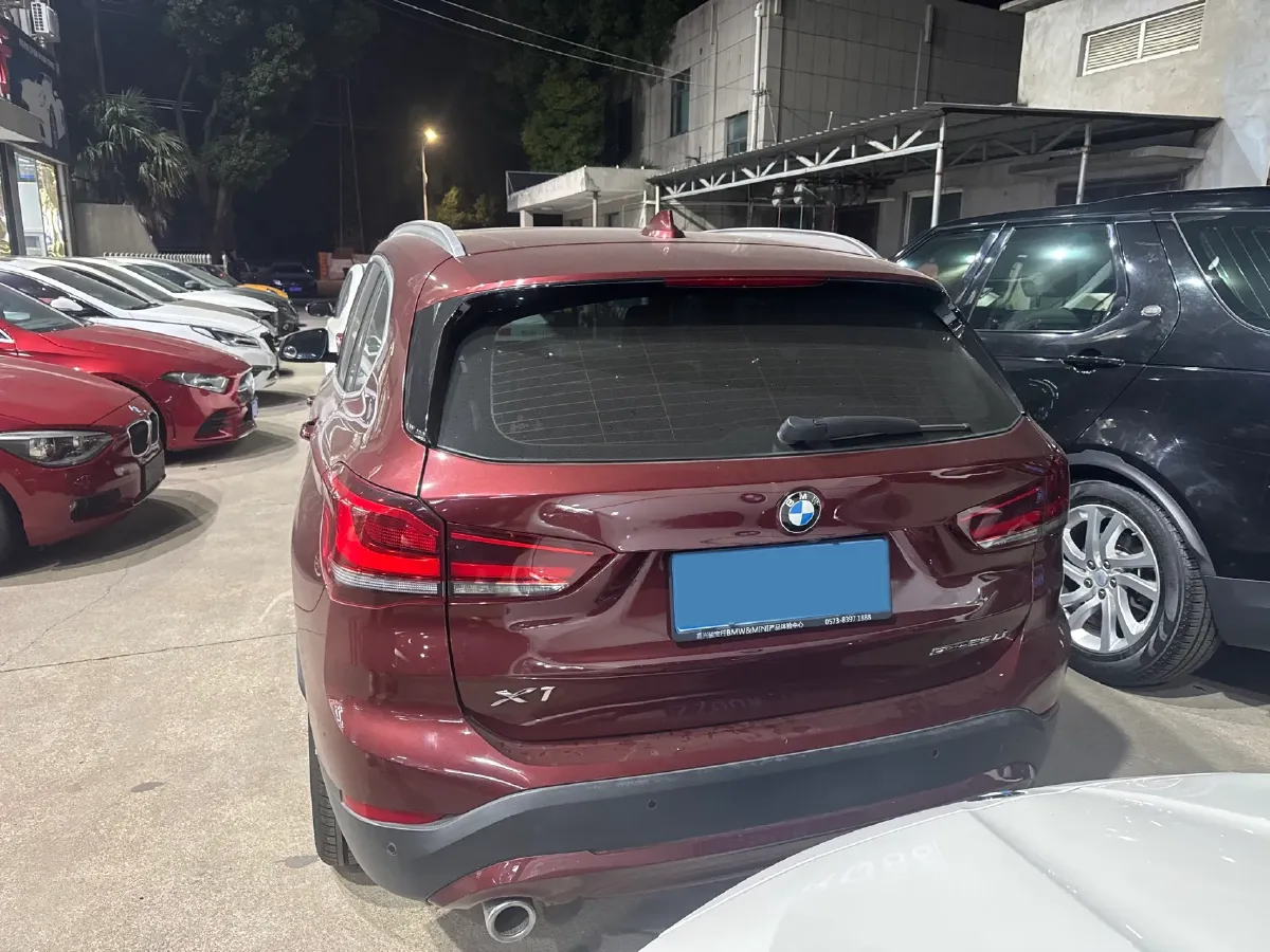 2021 BMW X1 2.0T 192HP L4 7DCT,autocango,china used car exporter,china ev exporter,chinese used car exporter,chinese used ev exporter