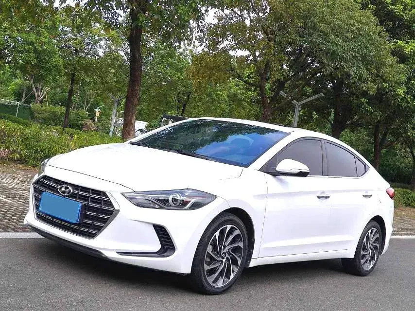 2019 Hyundai Elantra 1.4T 130HP L4 7DCT