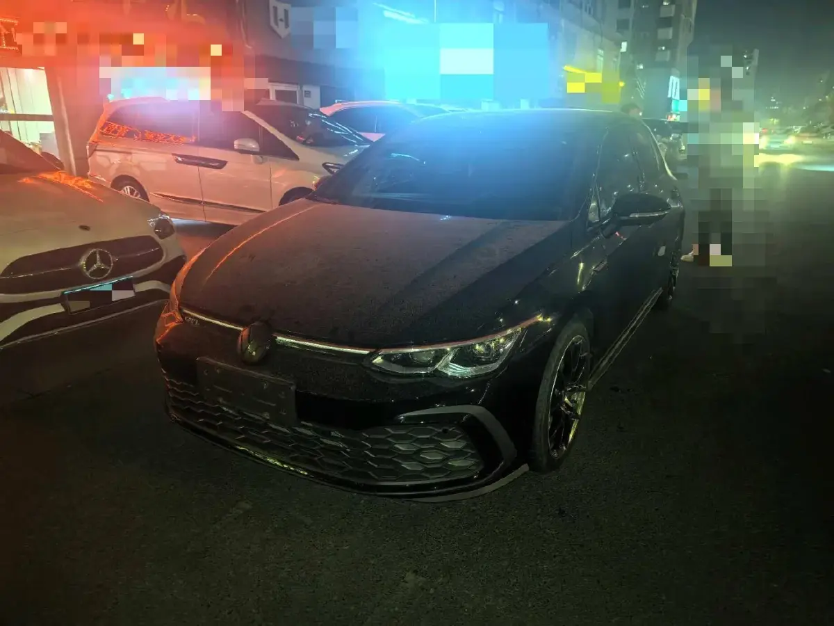 2021 Volkswagen GolfGTI 2.0T 220HP L4 7DCT