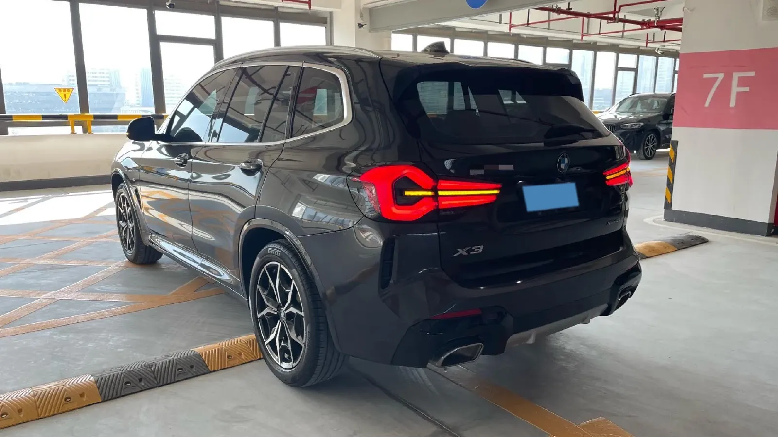 2022 BMW X3 2.0T 184HP L4 8AT,autocango,china used car exporter,china ev exporter,chinese used car exporter,chinese used ev exporter