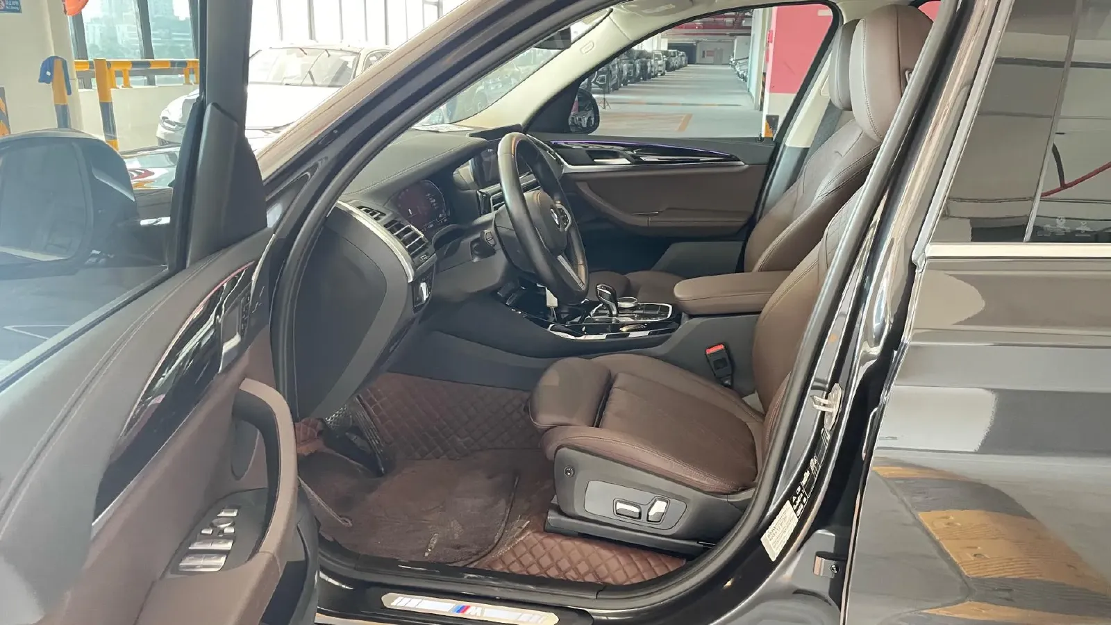 2022 BMW X3 2.0T 184HP L4 8AT,autocango,china used car exporter,china ev exporter,chinese used car exporter,chinese used ev exporter